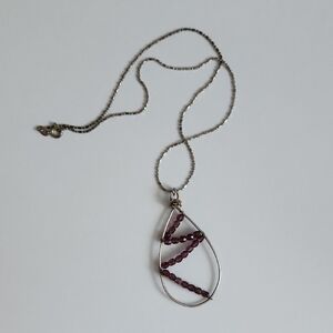 Elegant Silver and Purple Teardrop Necklace